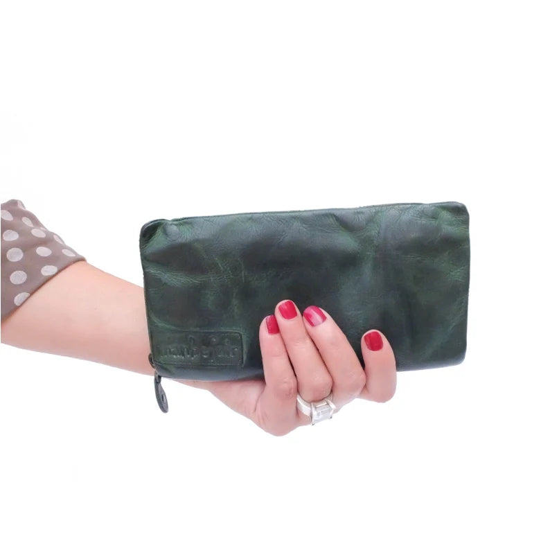 Minimalist Leather Zip Wallet