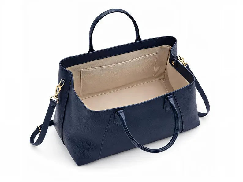 Elegant Structured Tote Bag with Shoulder Strap