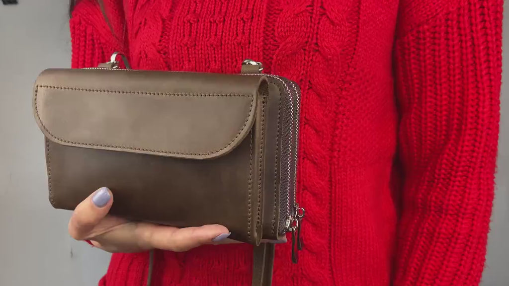 Leather Crossbody Wallet with Zip Compartments